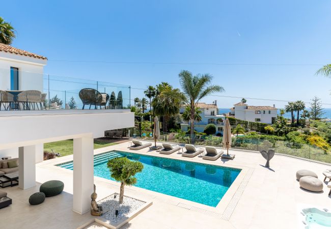 Villa i Marbella - Absolute high end villa with pool & Jacuzzi*