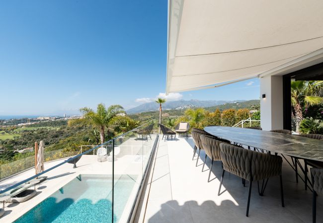 Villa i Marbella - Absolute high end villa with pool & Jacuzzi*