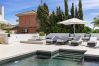 Villa i Marbella - 20600 - Luxurious Beachside Villa with Jacuzzi!