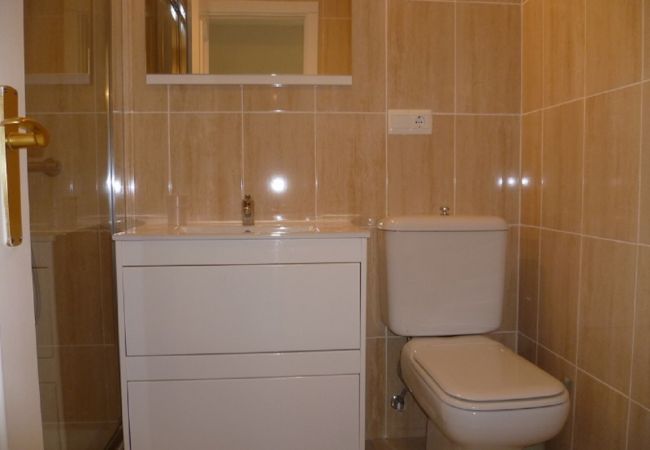 Lejlighed i Mijas Costa - Coastal Apartment with Direct Beach Access
