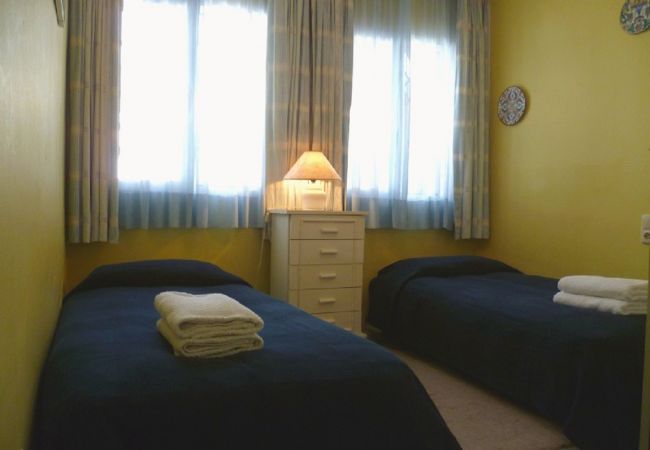 Lejlighed i Mijas Costa - Coastal Apartment with Direct Beach Access