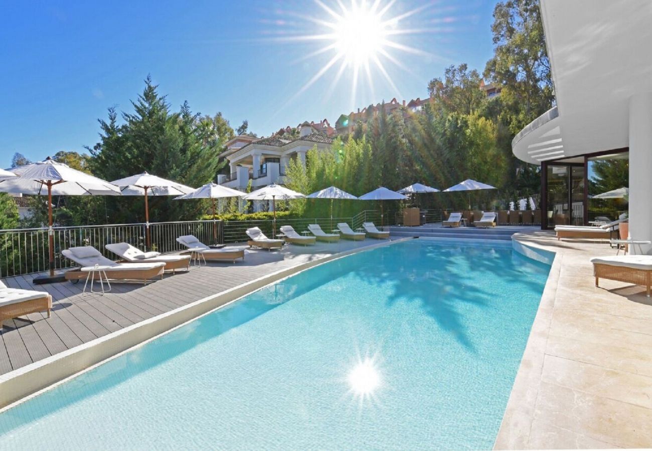 Villa i Marbella - Luxury Villa with Panoramic Views - Puerto Banus