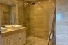Lejlighed i Benahavís - 3-Bedroom Apartment with Sea & Mountain Views
