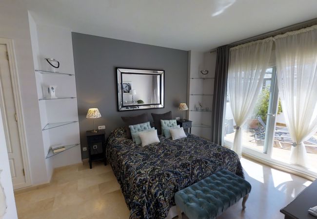 Lejlighed i Marbella - 15083- WONDERFUL PENTHOUSE LOS MONTEROS BEACH