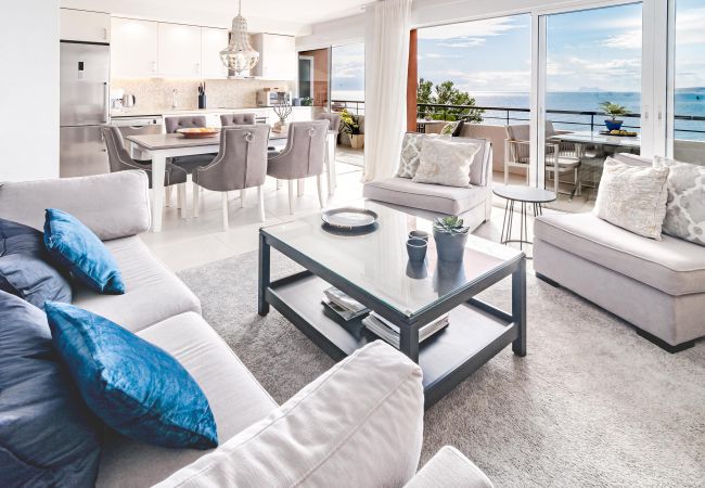 Lejlighed i Estepona - CP - Modern Beachside Apartment in Estepona