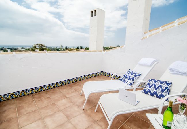 Lejlighed i Nueva andalucia - ELD1-Stunning 2 Bedroom Penthouse in Puerto Banus