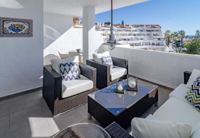 Lejlighed i Nueva andalucia - ELD1-Stunning 2 Bedroom Penthouse in Puerto Banus