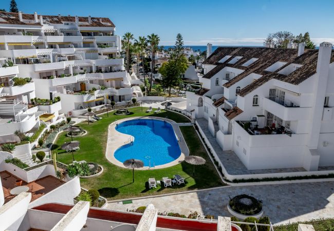 Lejlighed i Nueva andalucia - ELD1-Stunning 2 Bedroom Penthouse in Puerto Banus