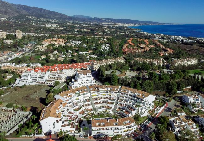 Lejlighed i Nueva andalucia - ELD1-Stunning 2 Bedroom Penthouse in Puerto Banus