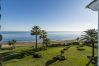 Lejlighed i Estepona - HB - Comfortable Beachfront Holiday Apartment