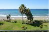 Lejlighed i Estepona - HB - Comfortable Beachfront Holiday Apartment