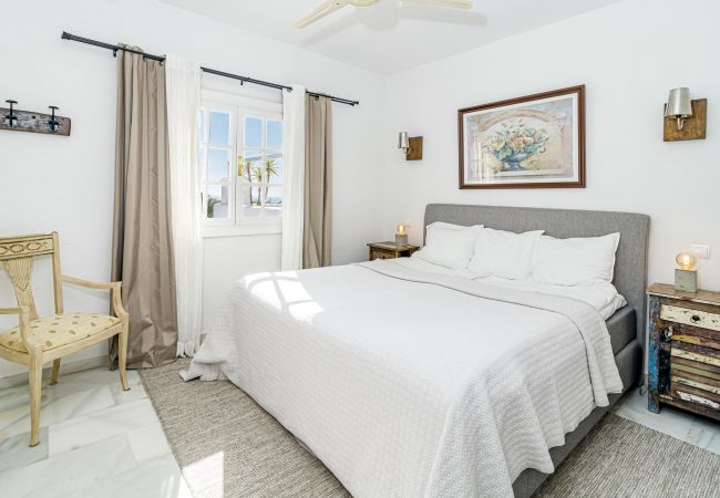 Lejlighed i Marbella - AB2 - Casa Blanca by Roomservices