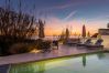 Villa i Marbella - Beachfront Villa with Heated Pool & Spa