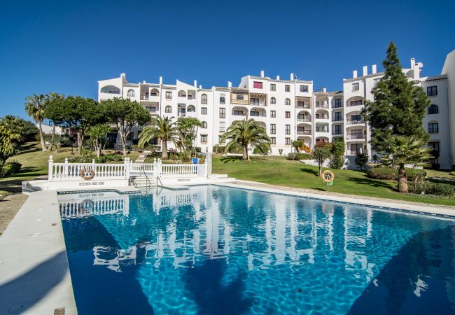 Lejlighed i Mijas Costa - RDM - Stylish Holiday Apartment with Ocean Views