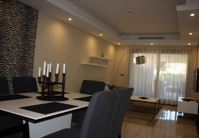 Lejlighed i Estepona - 100 - Beach apartment with Private Pool