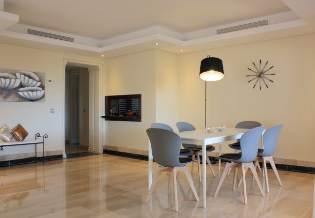 Lejlighed i Estepona - 104 - Apartment with private swimming pool