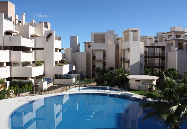 Lejlighed i Estepona - 107 - Two-Bedroom Beach Apartment