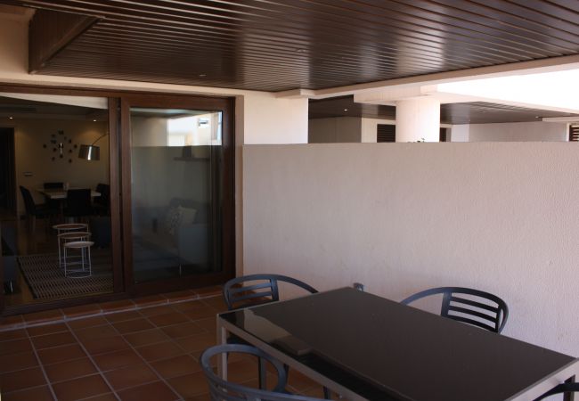 Lejlighed i Estepona - 107 - Two-Bedroom Beach Apartment