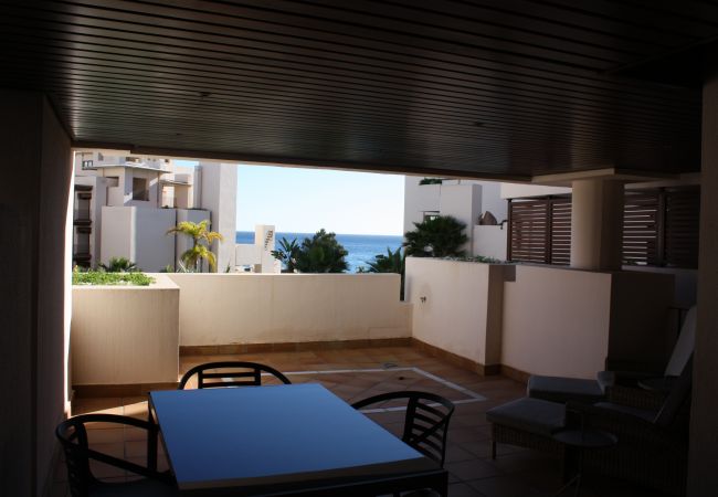 Lejlighed i Estepona - 107 - Two-Bedroom Beach Apartment