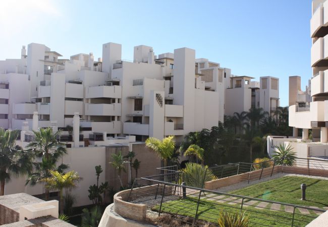 Lejlighed i Estepona - 110 - Beach Two-Bedroom Apartment