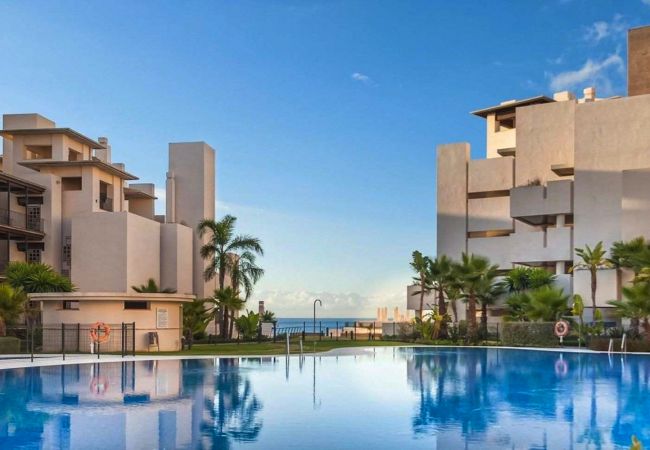 Lejlighed i Estepona - 116 - Penthouse with Private Pool near beach