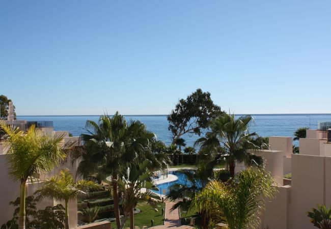 Lejlighed i Estepona - 125 - Beach apartment - Private pool