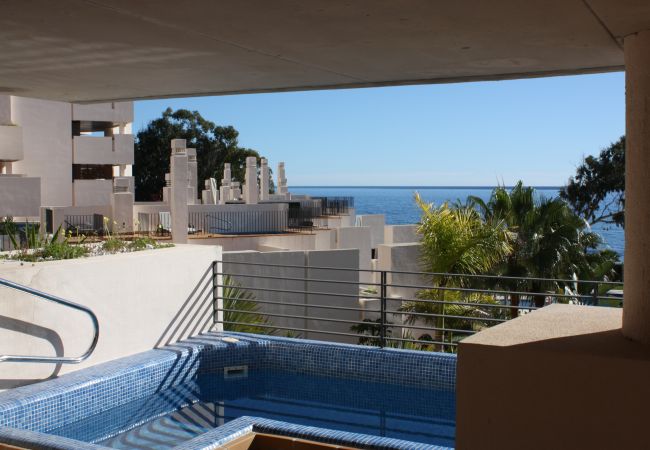 Lejlighed i Estepona - 125 - Beach apartment - Private pool