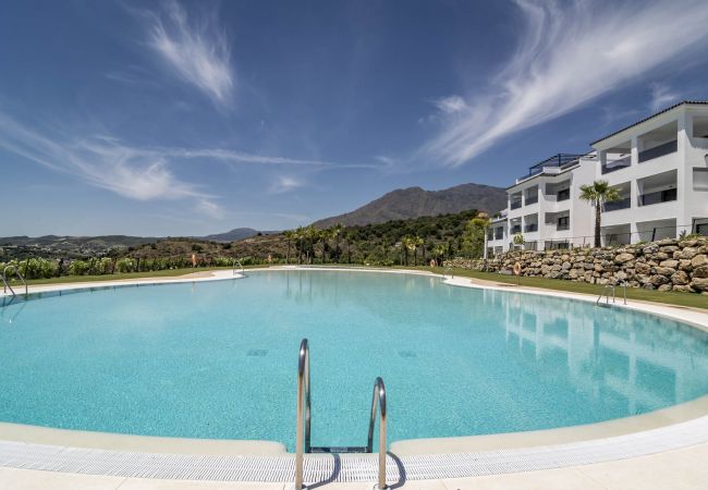 Lejlighed i Estepona - LAE23i- Modern apartment in Luxury urbanisation