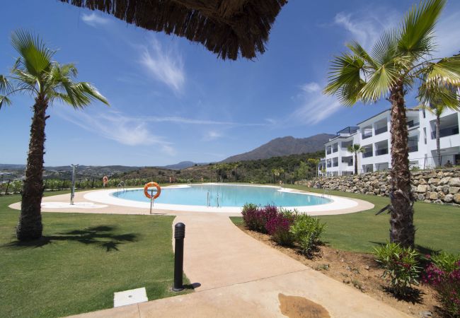 Lejlighed i Estepona - LAE23i- Modern apartment in Luxury urbanisation