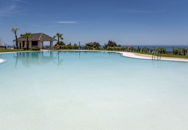 Lejlighed i Estepona - LAE23i- Modern apartment in Luxury urbanisation
