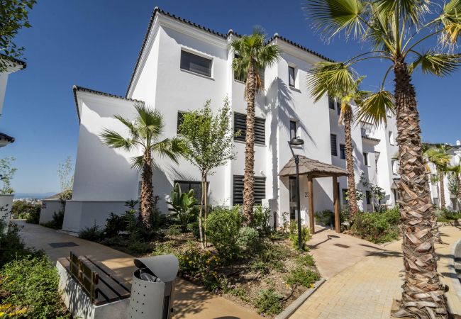 Lejlighed i Estepona - LAE23i- Modern apartment in Luxury urbanisation
