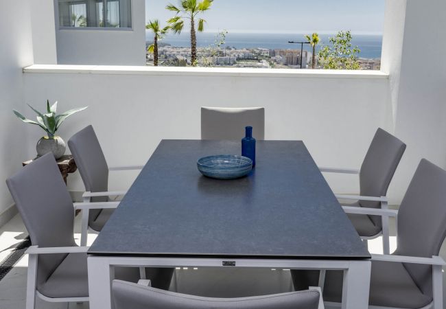 Lejlighed i Estepona - LAE23i- Modern apartment in Luxury urbanisation