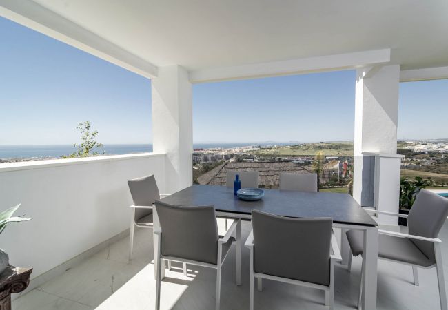 Lejlighed i Estepona - LAE23i- Apotel Estepona Hills by roomservices