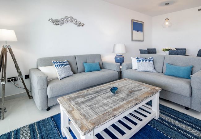 Lejlighed i Estepona - LAE23i- Modern apartment in Luxury urbanisation