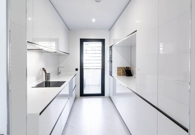 Lejlighed i Estepona - LAE23i- Modern apartment in Luxury urbanisation