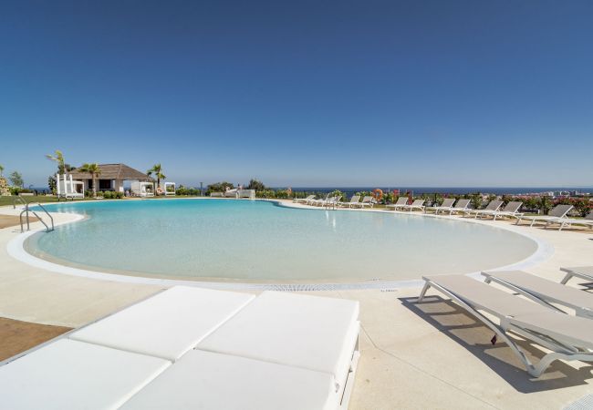 Lejlighed i Estepona - LAE23i- Modern apartment in Luxury urbanisation