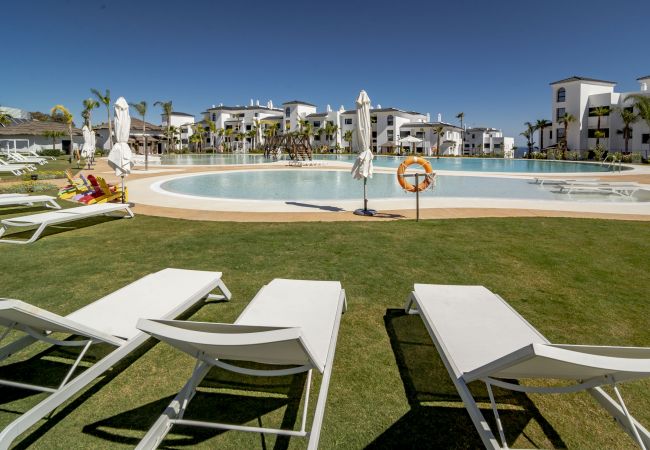 Lejlighed i Estepona - LAE23i- Modern apartment in Luxury urbanisation