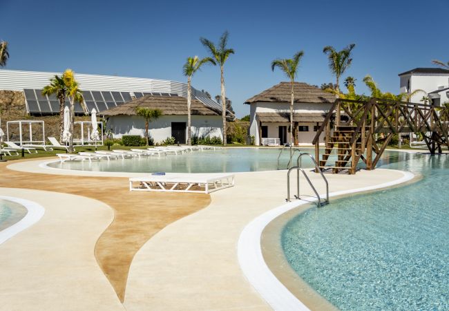 Lejlighed i Estepona - LAE23i- Modern apartment in Luxury urbanisation