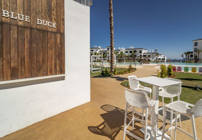 Lejlighed i Estepona - LAE23i- Modern apartment in Luxury urbanisation