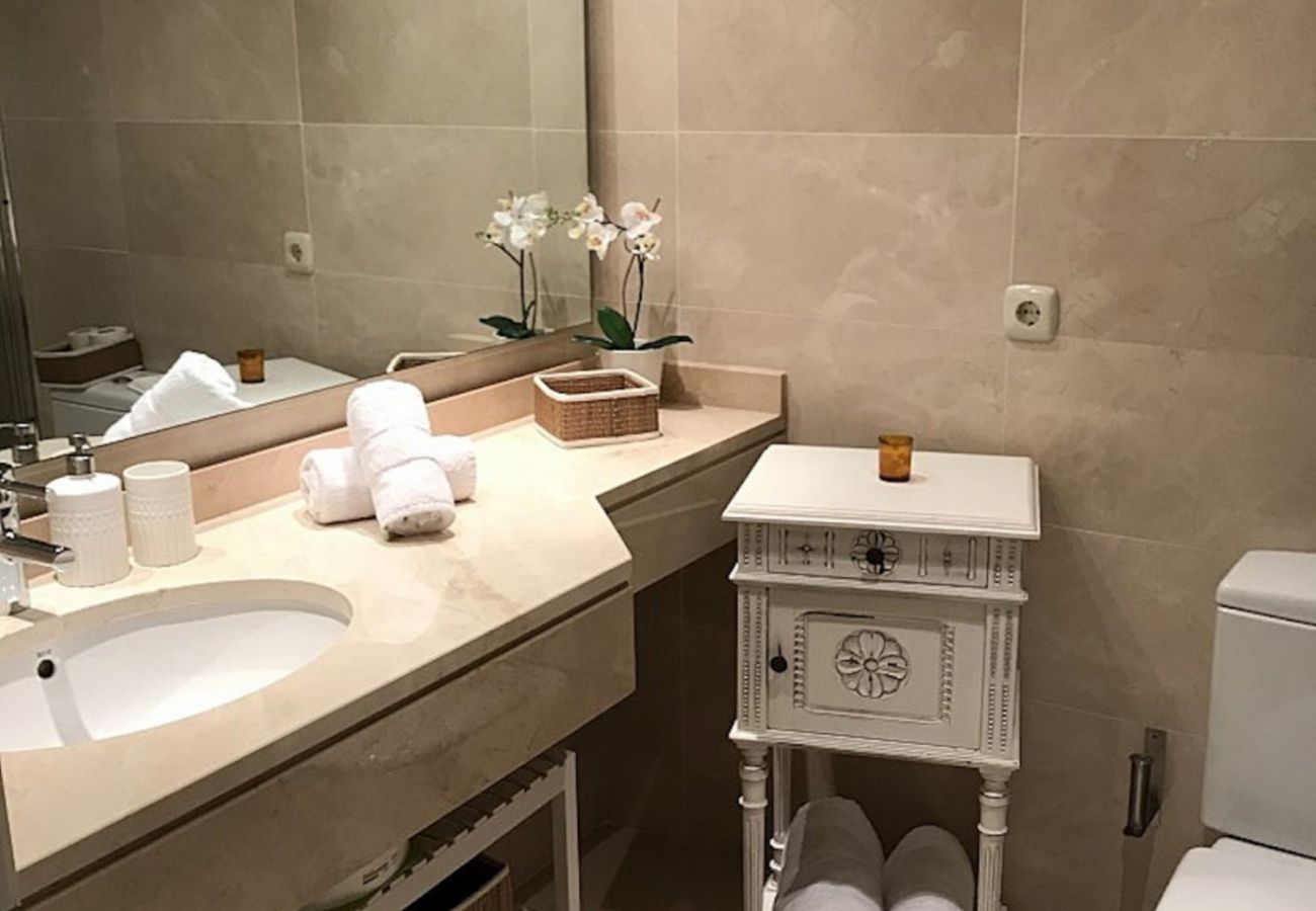 Lejlighed i Casares - 5 PAX Apartment  - Alcazaba Lagoon (401)