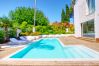 Villa i Marbella - Contemporary & Very Spacious Villa Puerto Banus
