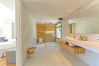 Villa i Marbella - Contemporary & Very Spacious Villa Puerto Banus