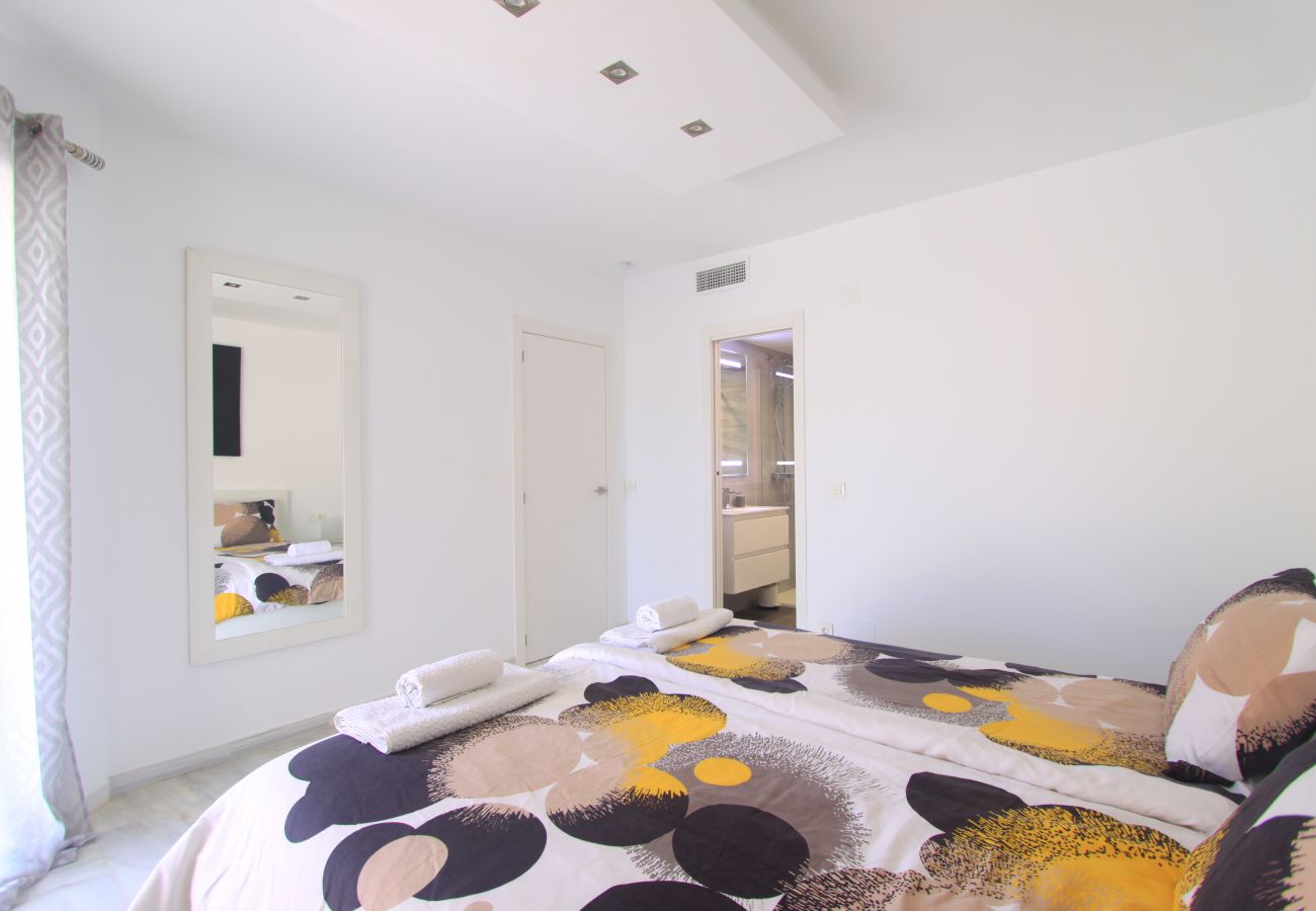 Lejlighed i Marbella - 1080 - GOLDEN BEACH JACUZZI