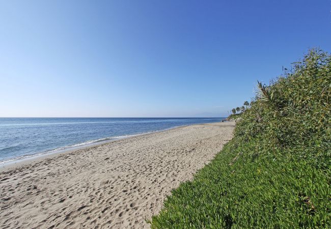 Villa i Marbella - 1100 - BEACH FRONT VILLA