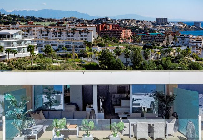 Ferielejlighed i Fuengirola - HIG-  Modern 2 bedroom apartment next to beach