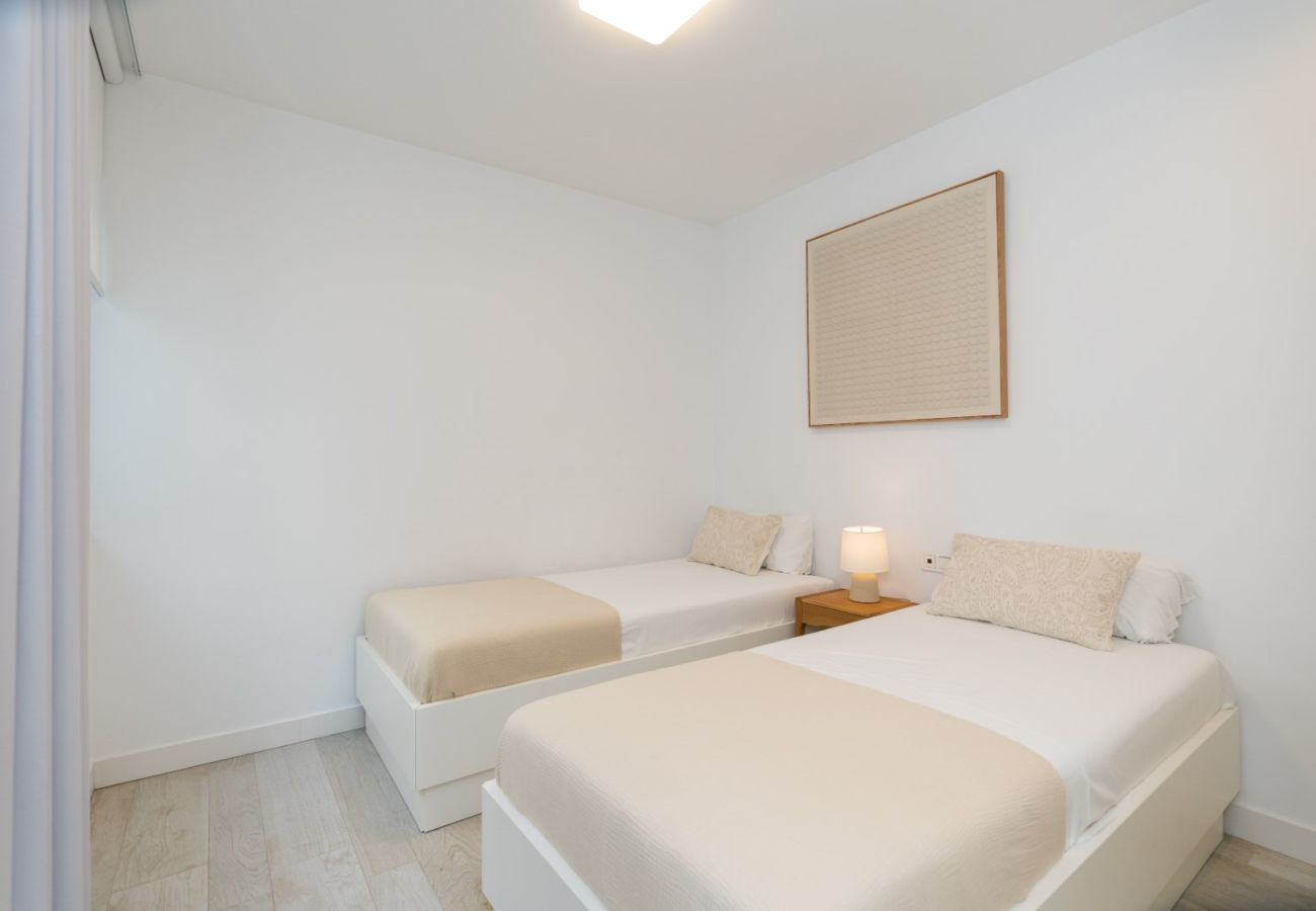 Lejlighed i Casares - Elegant 2-Bedroom Apartment | Alcazaba Lagoon 1112
