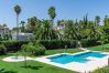 Byhus i Nueva andalucia - GG- Modern townhouse, families & couples only