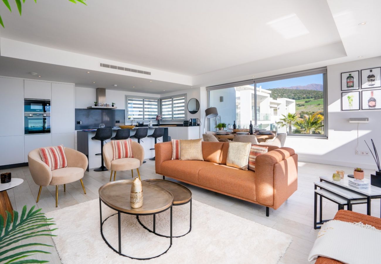 Lejlighed i Casares - Stylish 3-Bed Apartment | Alcazaba Lagoon (1214)