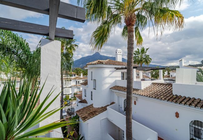 Byhus i Nueva andalucia - LNM39-Luxury flat close to Puerto Banus