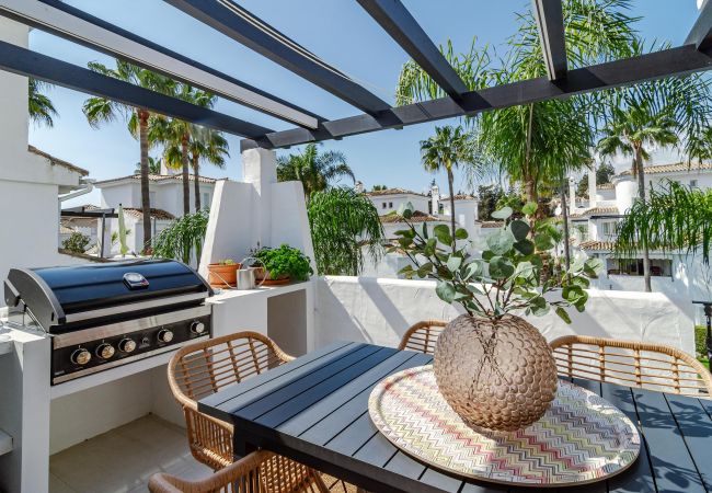 Byhus i Nueva andalucia - LNM39-Luxury flat close to Puerto Banus